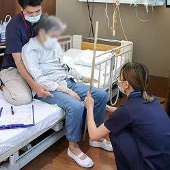 シーティングの流れ 1.身体寸法を測定