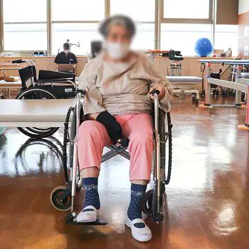 After 普通車いすにも座れるようになりました