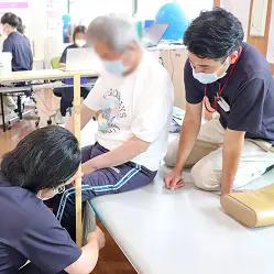 シーティングの流れ 1.身体寸法を測定